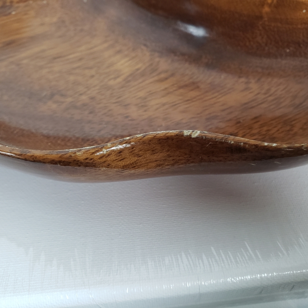 monkey pod wood taro leaf serving dish from Hawaii - Picture 3 of 12
